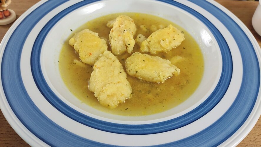 Grießnockerlsuppe