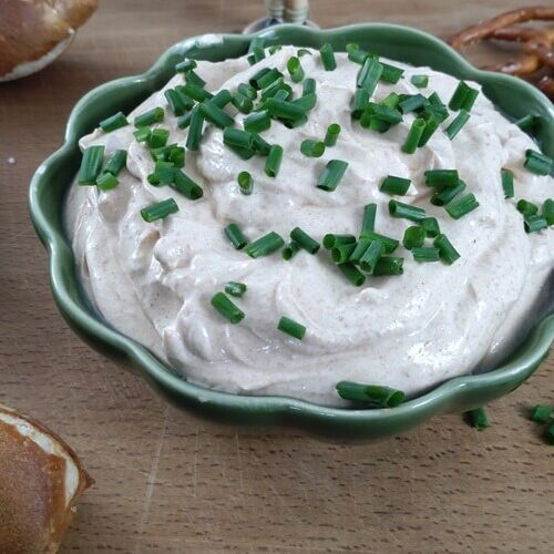 REZEPT Hessischer Spundekäs | Historische Romane und Rezepte REZEPT Hessischer Spundekäs | Historische Romane und Rezepte