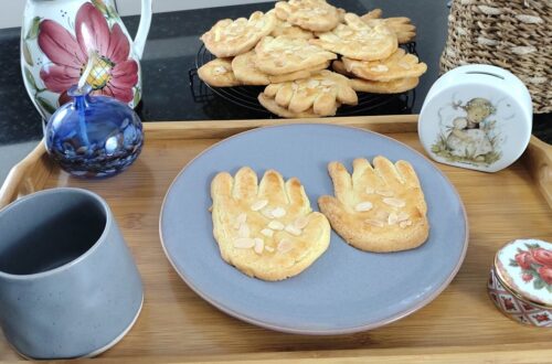 Antwerpen Hände Cover